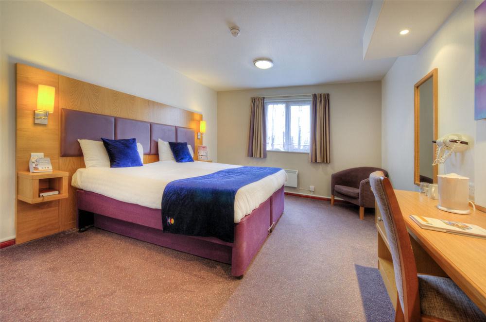 Comfort Inn Manchester North Middleton  Buitenkant foto