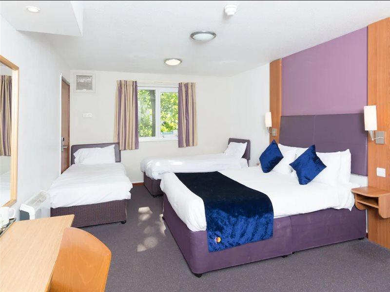 Comfort Inn Manchester North Middleton  Buitenkant foto