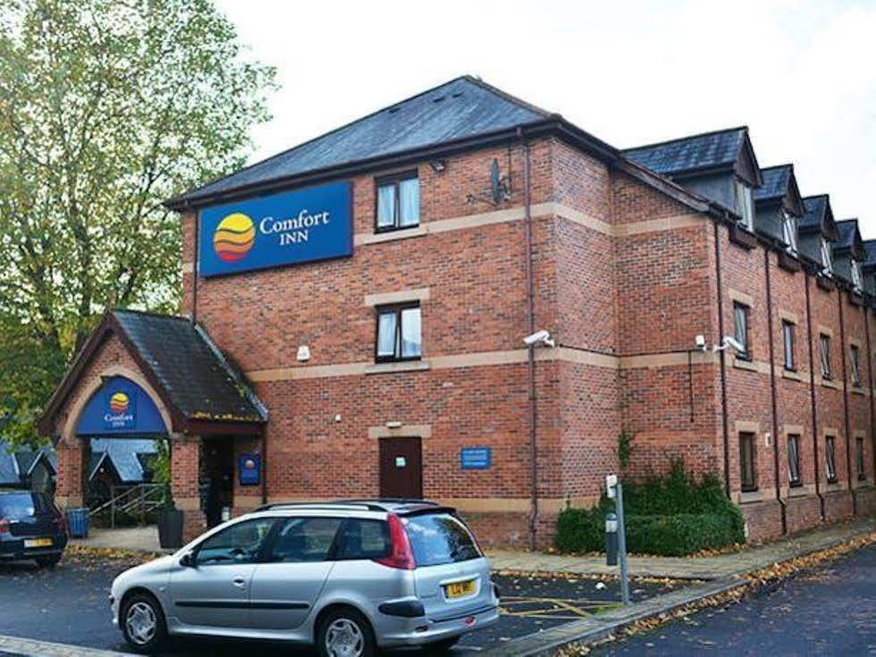 Comfort Inn Manchester North Middleton  Buitenkant foto