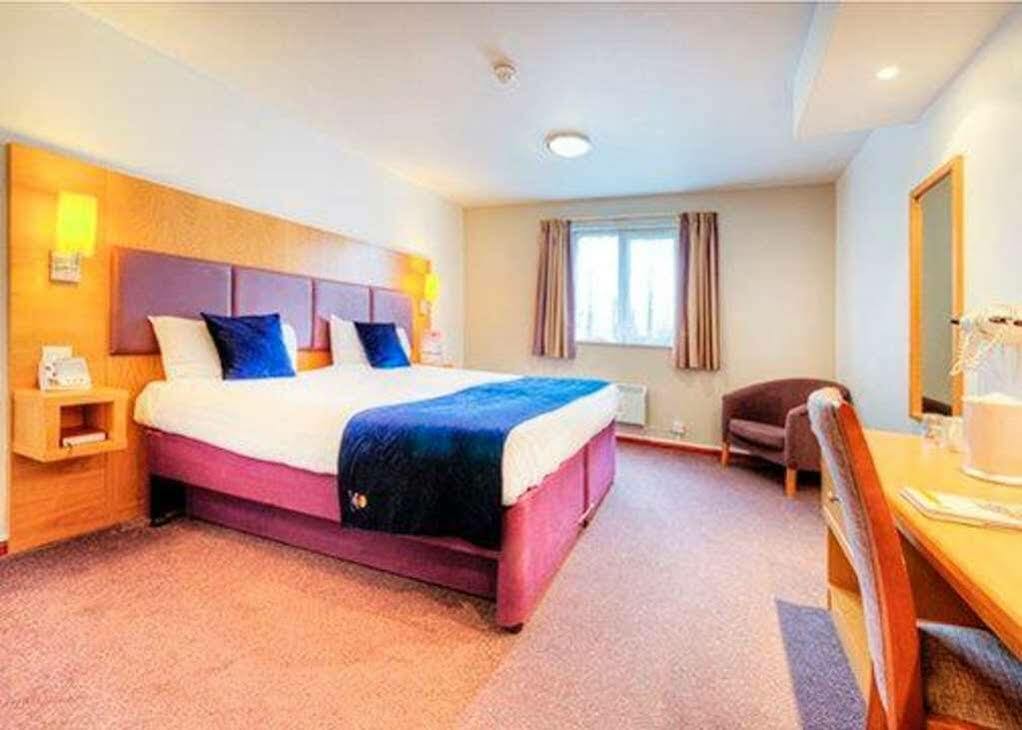 Comfort Inn Manchester North Middleton  Buitenkant foto