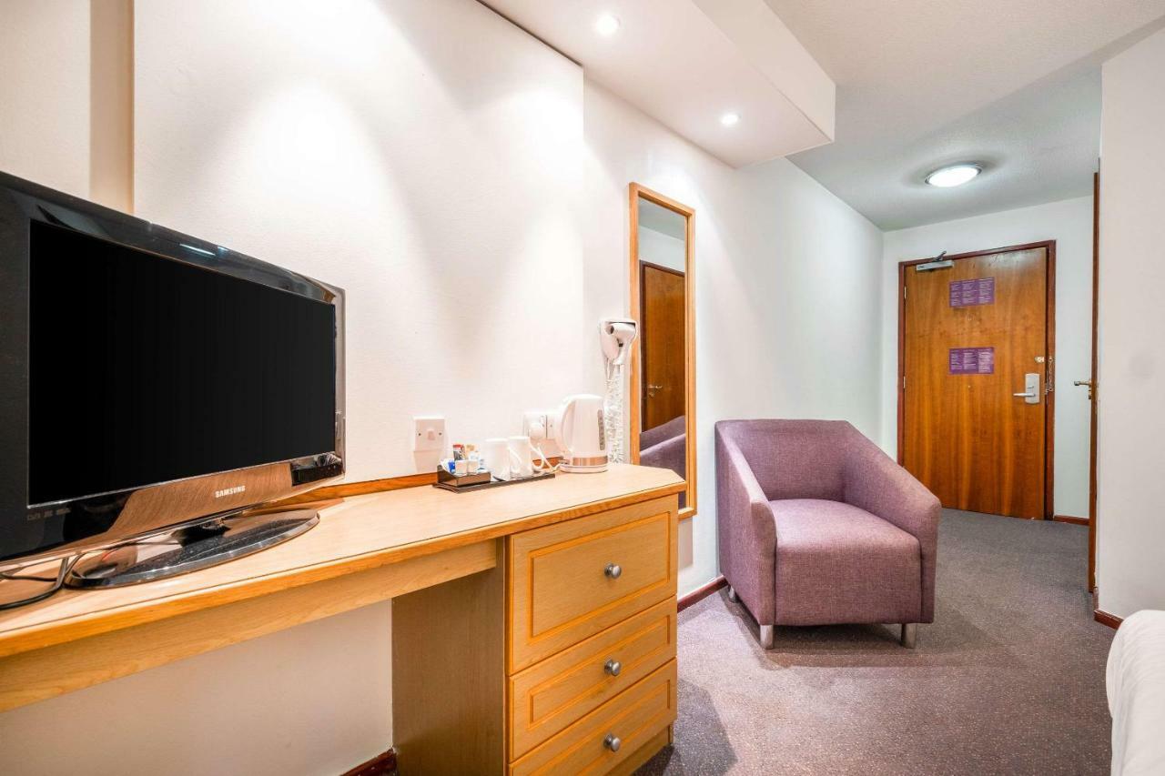 Comfort Inn Manchester North Middleton  Buitenkant foto